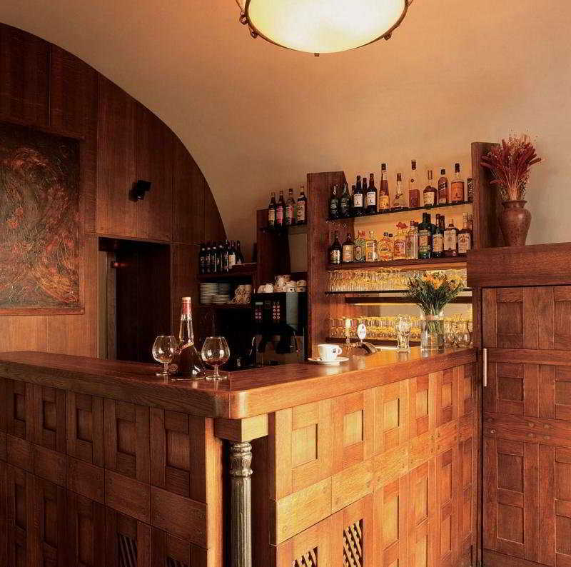Cerna Liska Hotel Praha Bagian luar foto