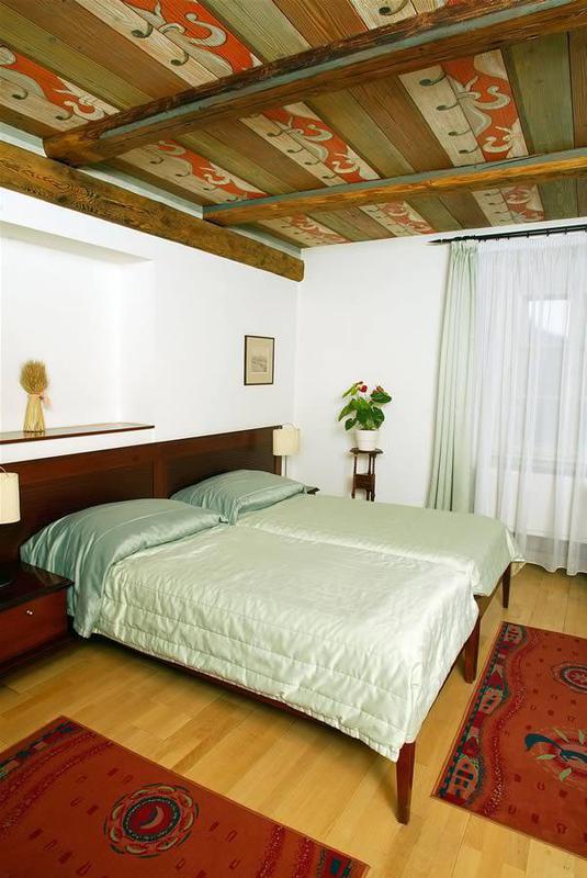 Cerna Liska Hotel Praha Bagian luar foto